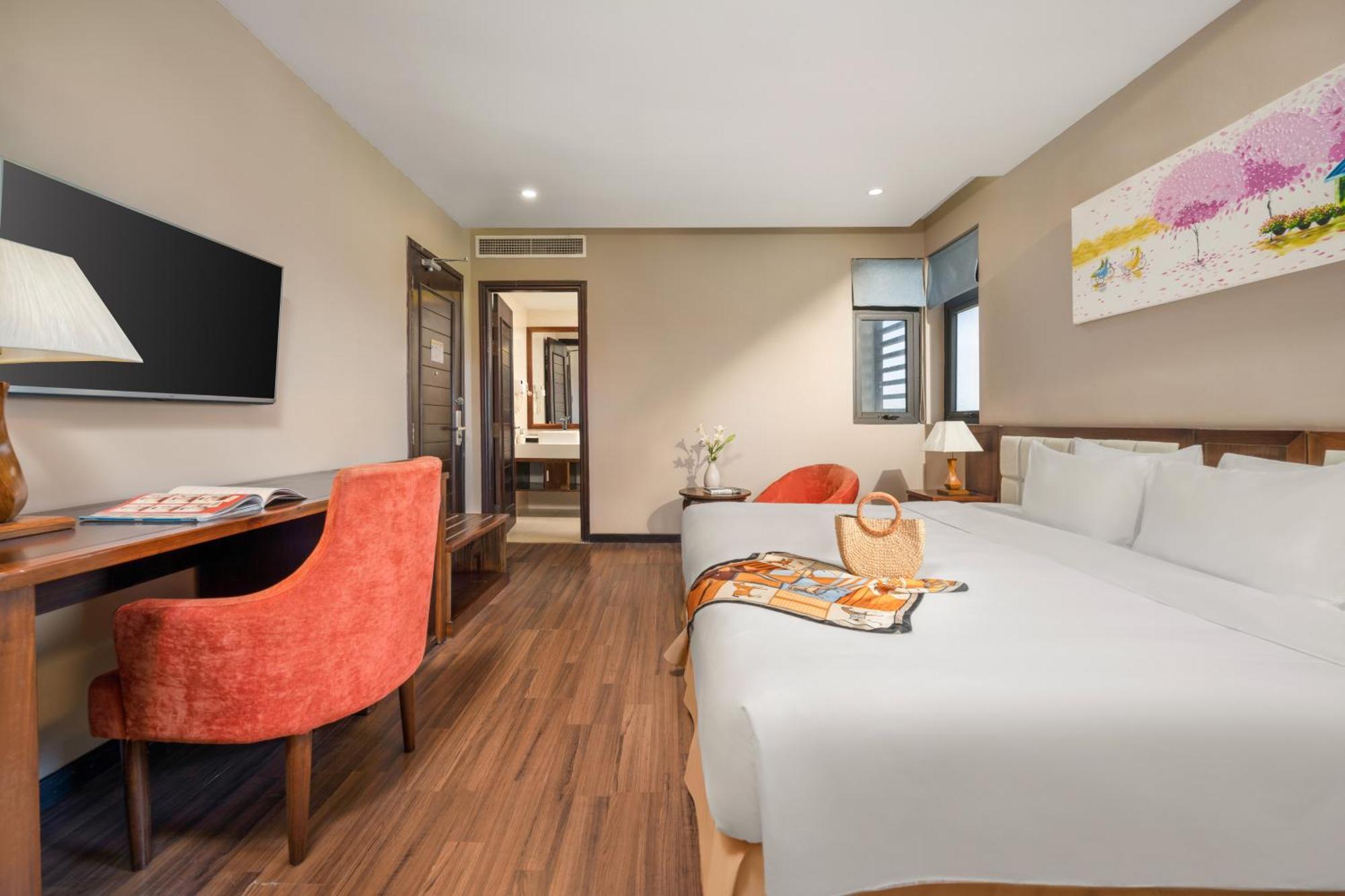 Yarra Ocean Suites Danang Экстерьер фото
