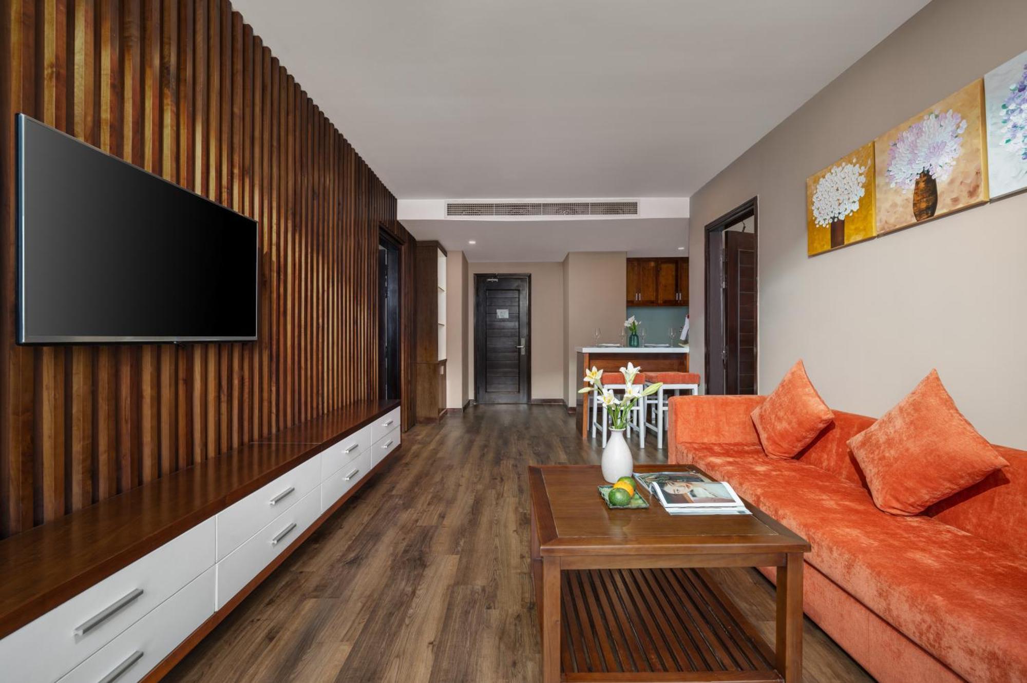 Yarra Ocean Suites Danang Экстерьер фото