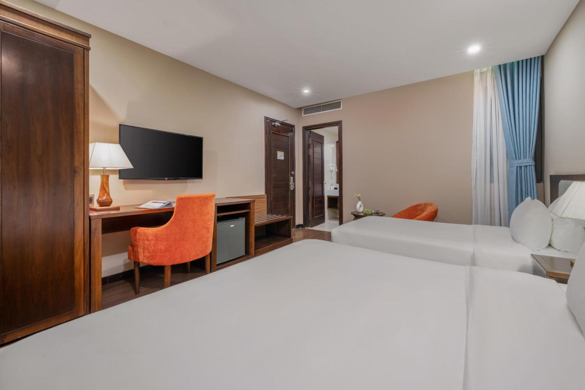 Yarra Ocean Suites Danang Экстерьер фото