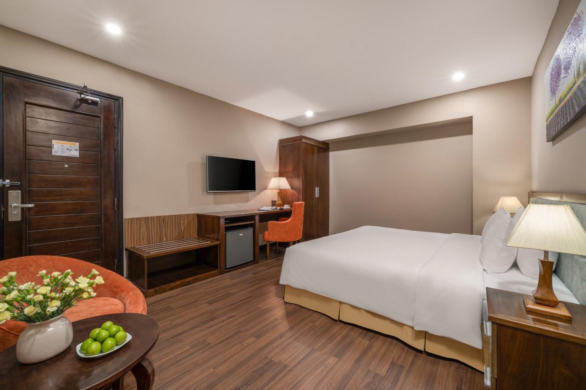 Yarra Ocean Suites Danang Экстерьер фото