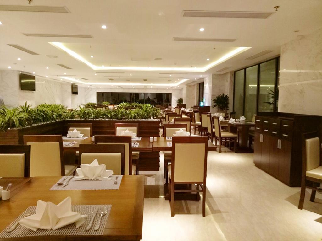 Yarra Ocean Suites Danang Экстерьер фото