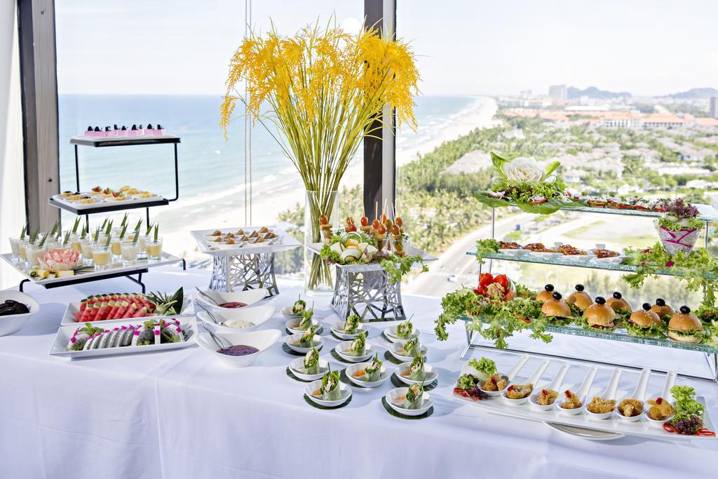 Yarra Ocean Suites Danang Экстерьер фото